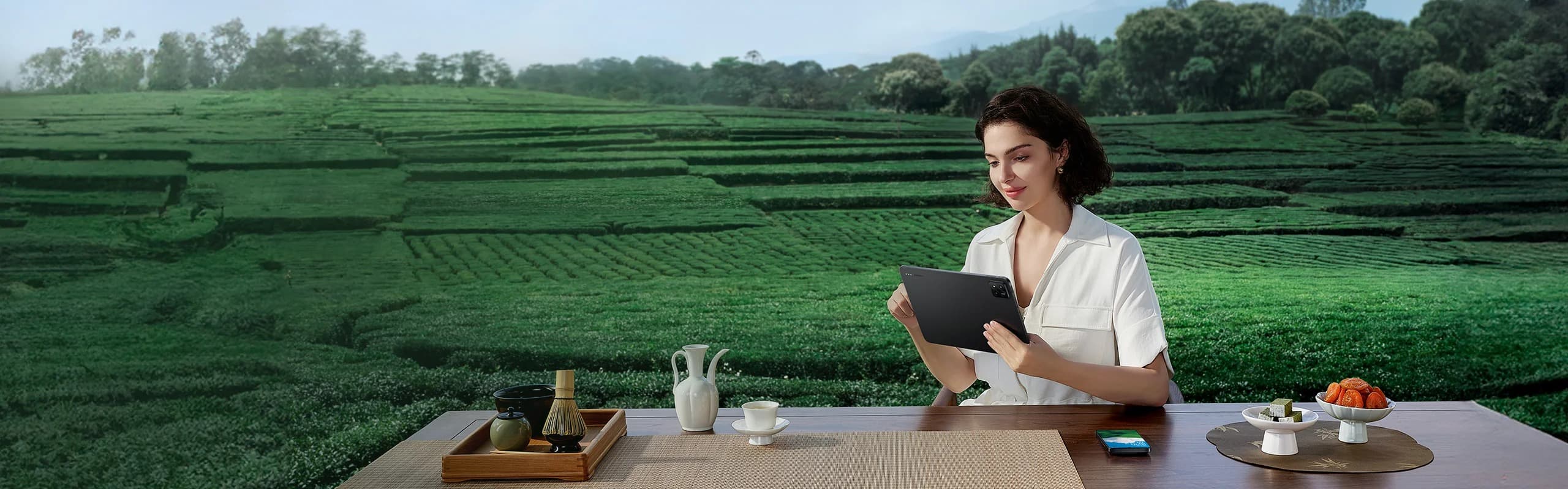 Hero background image 1